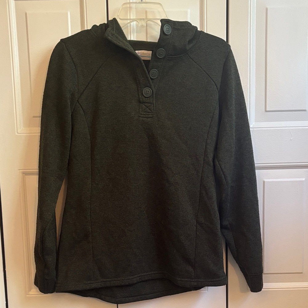 Columbia sweatshirt